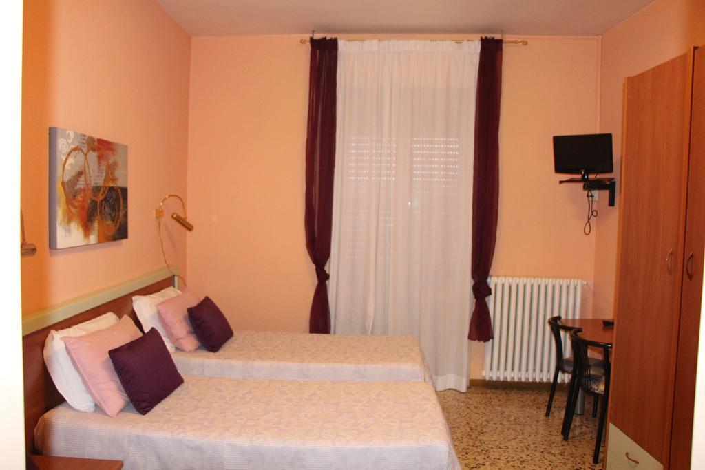 Hotel San Donnino Fidenza Exterior photo